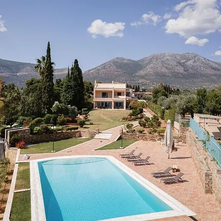 Apartment Eretria Luxurious Seafront