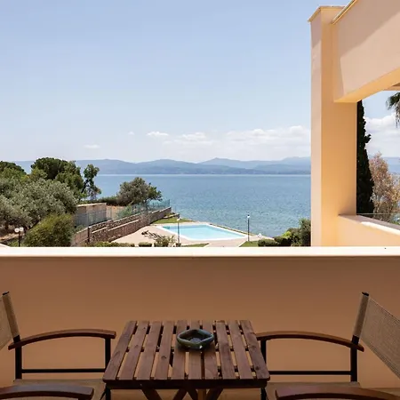 Eretria Luxurious Seafront Apartment