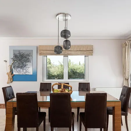 Eretria Luxurious Seafront