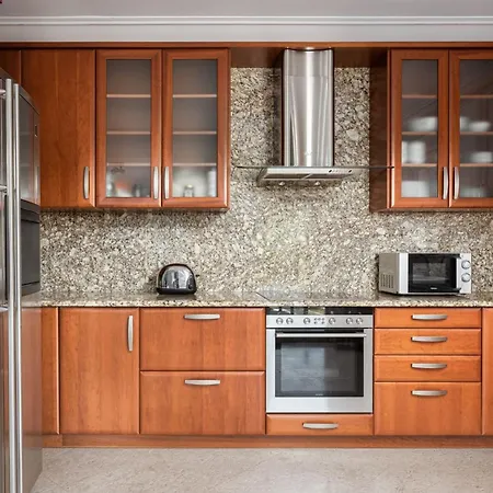 Eretria Luxurious Seafront *