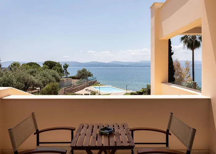 Eretria Luxurious Seafront Apartment