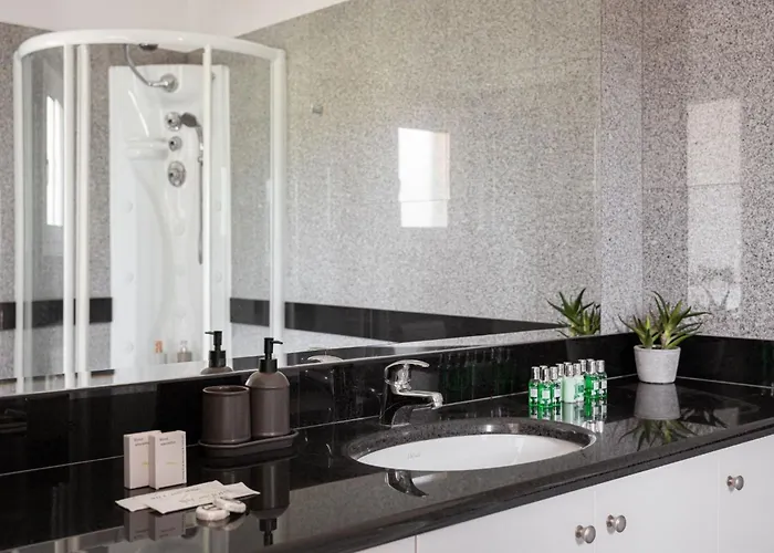 Eretria Luxurious Seafront Apartment